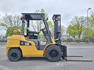 Carretilla contrapesada de 4 ruedas Caterpillar GP35 NTD