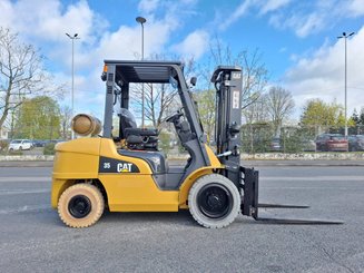 Carretilla contrapesada de 4 ruedas Caterpillar GP35 NTD - 2