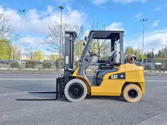 Carretilla contrapesada de 4 ruedas Caterpillar GP35 NTD - 5