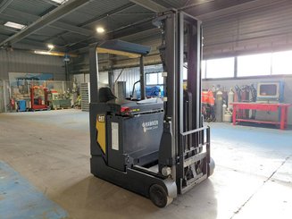 Carretilla retráctil Caterpillar NR16N2