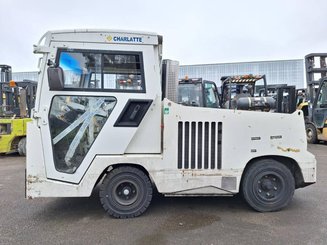 Tractor de remolque Charlatte TG225