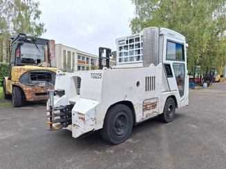 Tractor de remolque Charlatte TG225
