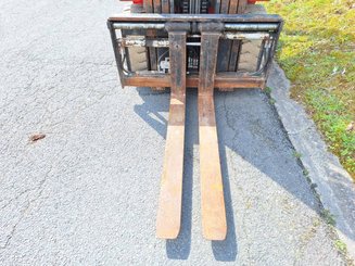 Carretilla contrapesada de 4 ruedas Hangcha XF35G