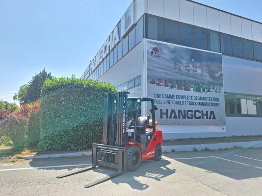 Carretilla contrapesada de 4 ruedas Hangcha CPYD35 - 1