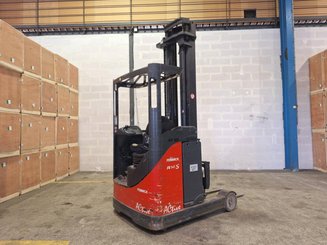 Carretilla retráctil Fenwick R14S
