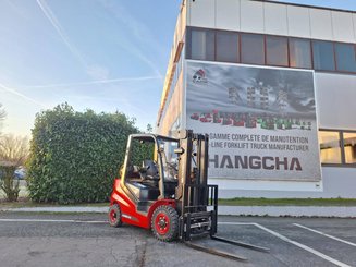 Carretilla contrapesada de 4 ruedas Hangcha XF25G-2