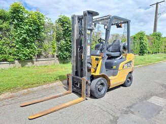 Carretilla contrapesada de 4 ruedas Caterpillar GP20CN - 1