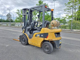 Carretilla contrapesada de 4 ruedas Caterpillar GP20NT