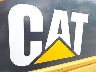 Carretilla contrapesada de 4 ruedas Caterpillar GP20NT