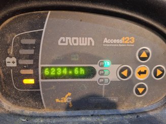 Apilador con conductor acompañante Crown DT3040 2.0