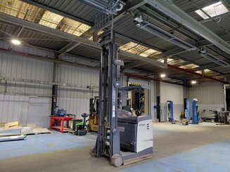 Carretilla retráctil Crown ESR5260-1.4