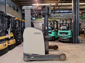 Carretilla retráctil Crown ESR5240-1.4