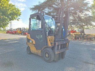 Carretilla contrapesada de 4 ruedas Caterpillar GP15N