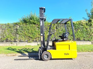 Carretilla contrapesada de 3 ruedas Yale ERP20 ATF