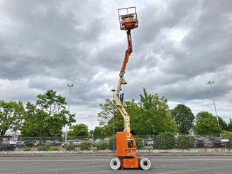 Plataforma articulada JLG E300AJP