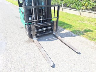 Carretilla contrapesada de 3 ruedas Hangcha A3W20