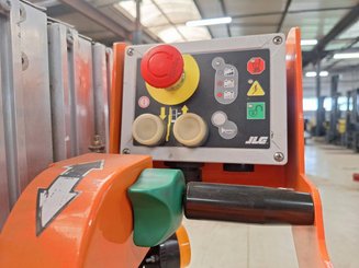 Plataforma de mástil JLG TOUCAN DUO