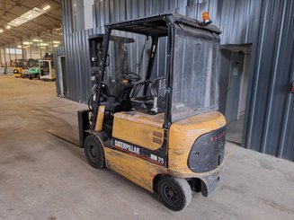 Carretilla contrapesada de 4 ruedas Caterpillar EP25K