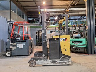 Carretilla retráctil Caterpillar NR20NH