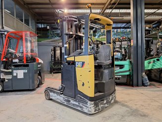 Carretilla retráctil Caterpillar NR20NH