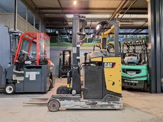 Carretilla retráctil Caterpillar NR20NH