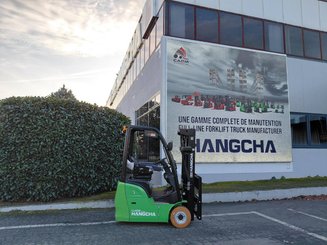 Carretilla contrapesada de 3 ruedas Hangcha XC3-18i (CPDS18-XCC2G-SI)