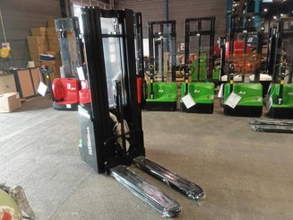 Apilador con conductor acompañante Hangcha CDD20 XT1-SI - 4