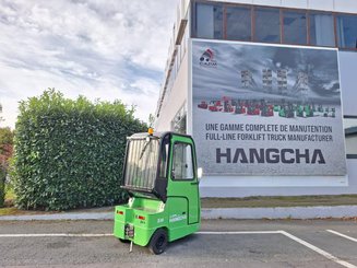 Tractor de remolque Hangcha QDD80-XD3i