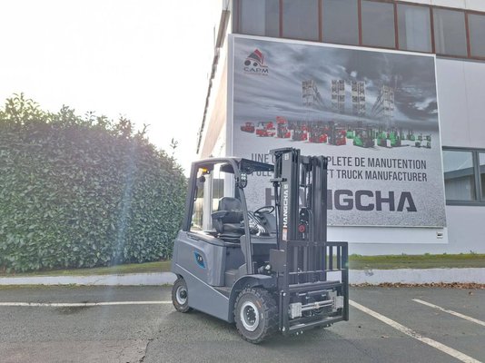 Carretilla contrapesada de 4 ruedas Hangcha AE15 - 1