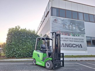 Carretilla contrapesada de 4 ruedas Hangcha AE20Ci