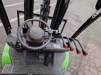 Carretilla contrapesada de 4 ruedas Hangcha AE25-I