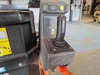 Plataforma de mástil JLG 10MSP - 4