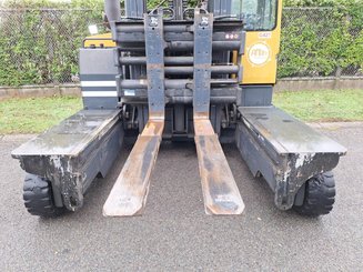 Carretilla multidireccional carga lateral Combilift C8000-15