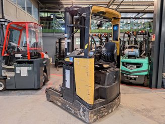 Carretilla retráctil Caterpillar NR16N