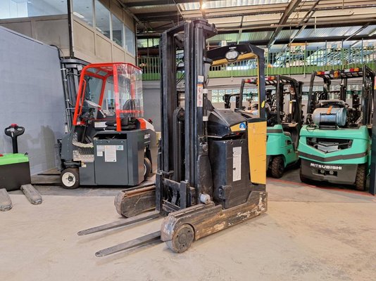 Carretilla retráctil Caterpillar NR16N - 1