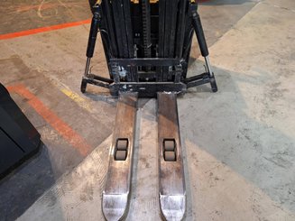 Apilador con conductor acompañante Caterpillar NSP16N2 - 18