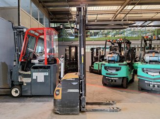 Apilador con conductor acompañante Caterpillar NSP16N2 - 10