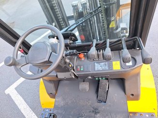 Carretilla contrapesada de 4 ruedas Hangcha XE38i (CPD38-XEY2HA-SI)