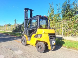 Carretilla contrapesada de 4 ruedas Caterpillar DP40 NT - 4