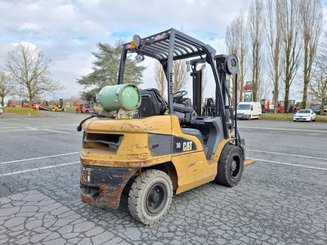 Carretilla contrapesada de 4 ruedas Caterpillar GP30N - 18