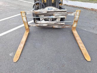 Carretilla contrapesada de 4 ruedas Caterpillar GP30N - 12