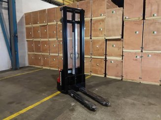 Apilador con conductor acompañante Hangcha CDD15-A2MC2-SZ 