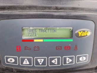 Carretilla contrapesada de 3 ruedas Yale ERP16ATF