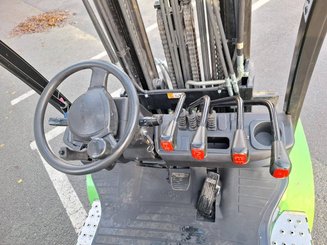 Carretilla contrapesada de 4 ruedas Hangcha XC35i