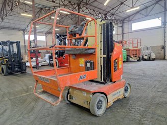 Plataforma de mástil JLG TOUCAN 8E