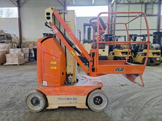 Plataforma de mástil JLG TOUCAN 8E