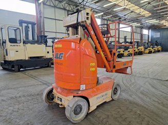 Plataforma de mástil JLG TOUCAN 8E