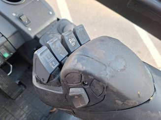 Carretilla contrapesada de 4 ruedas Caterpillar GP35NT