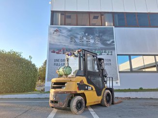 Carretilla contrapesada de 4 ruedas Caterpillar GP35NT