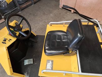 Tractor de remolque Charlatte TE206